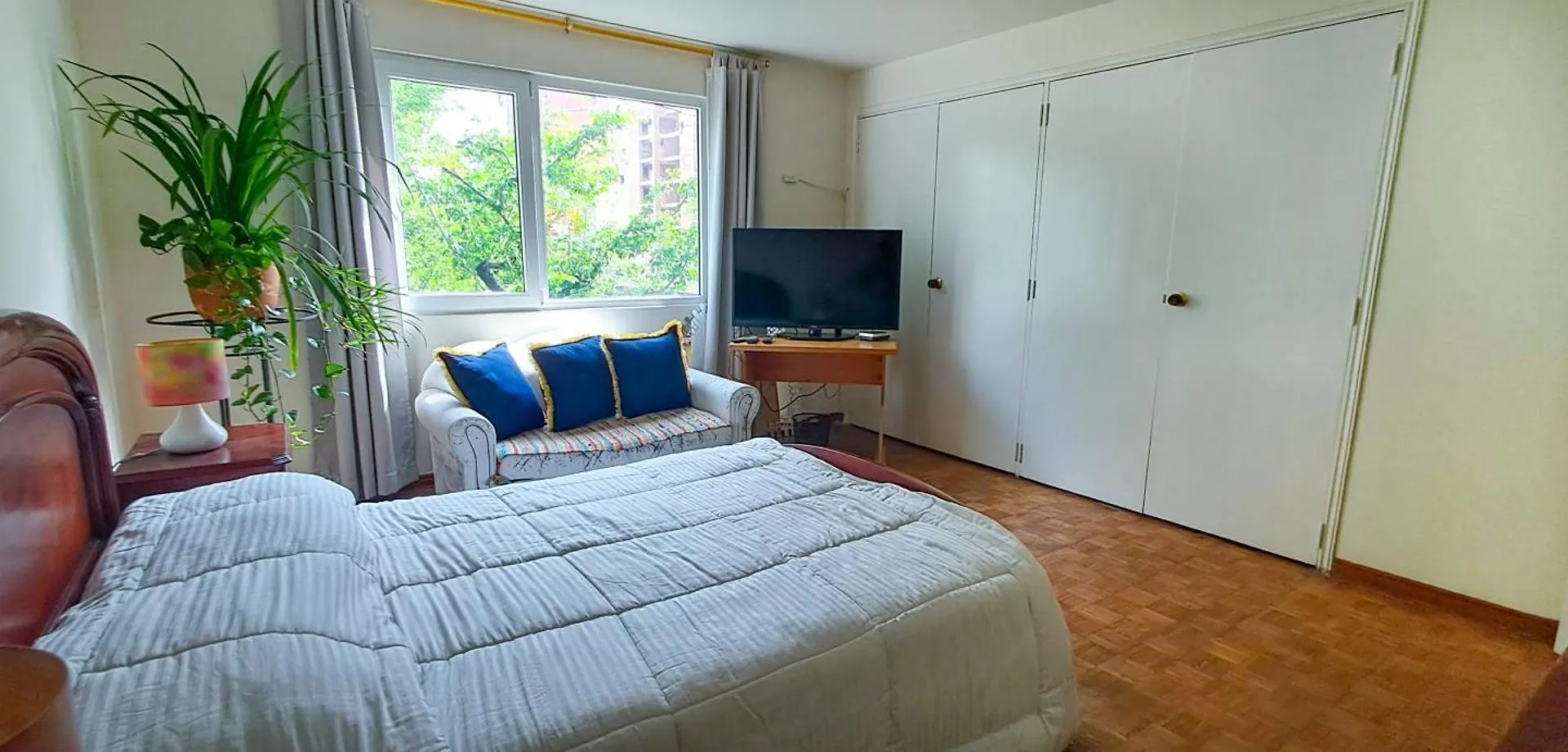 Habitacion Privada En Apartamento, Conquistadores Medellín Pansiyon