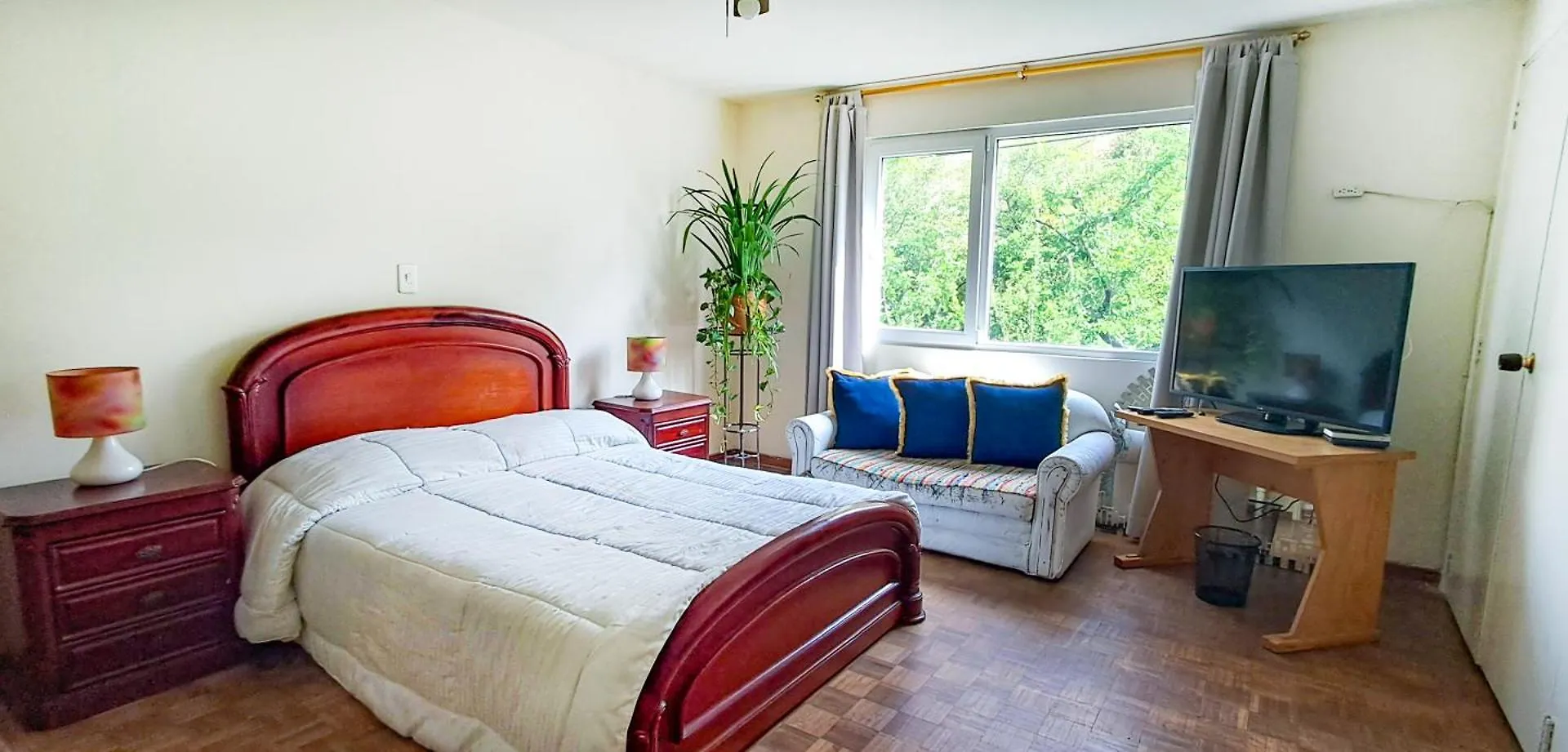 Habitacion Privada En Apartamento, Conquistadores Medellín Colombia